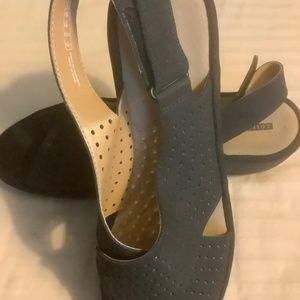 Clark’s Cushion Soft Sandals